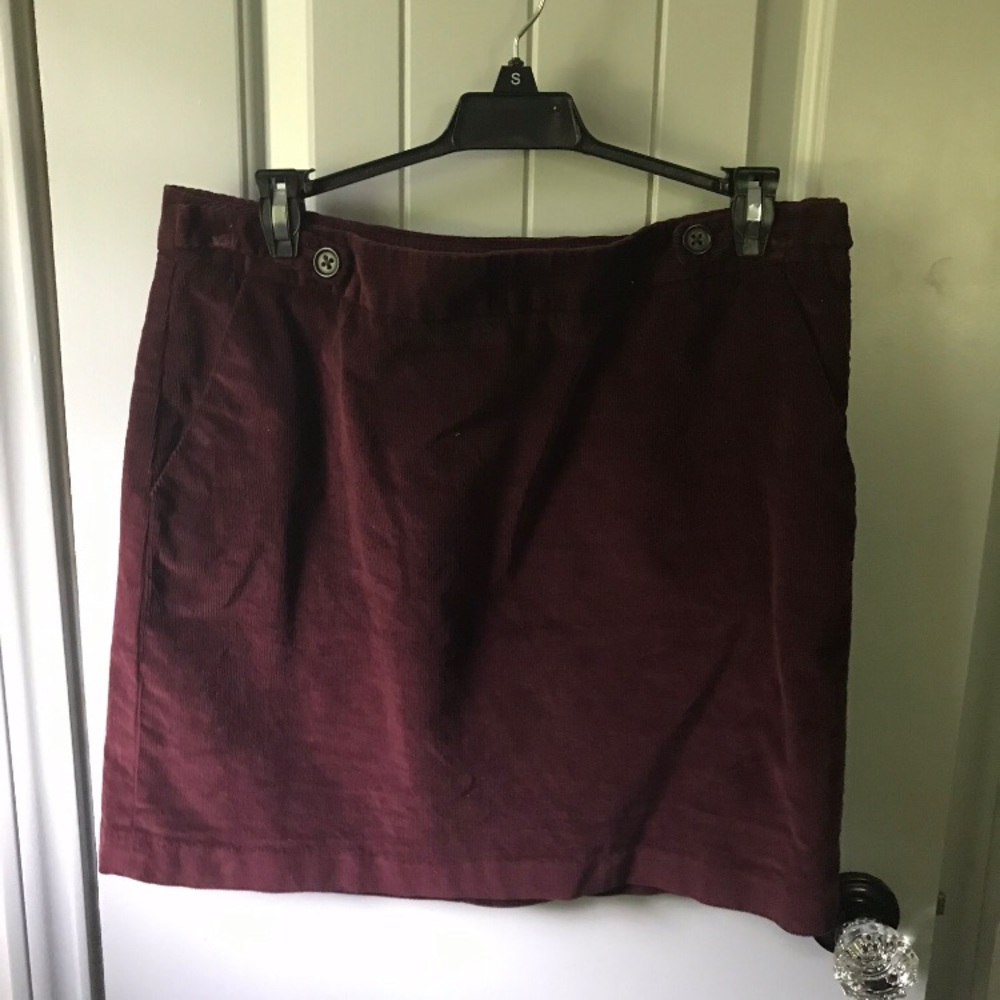 VINTAGE old navy Corduroy maroon skirt